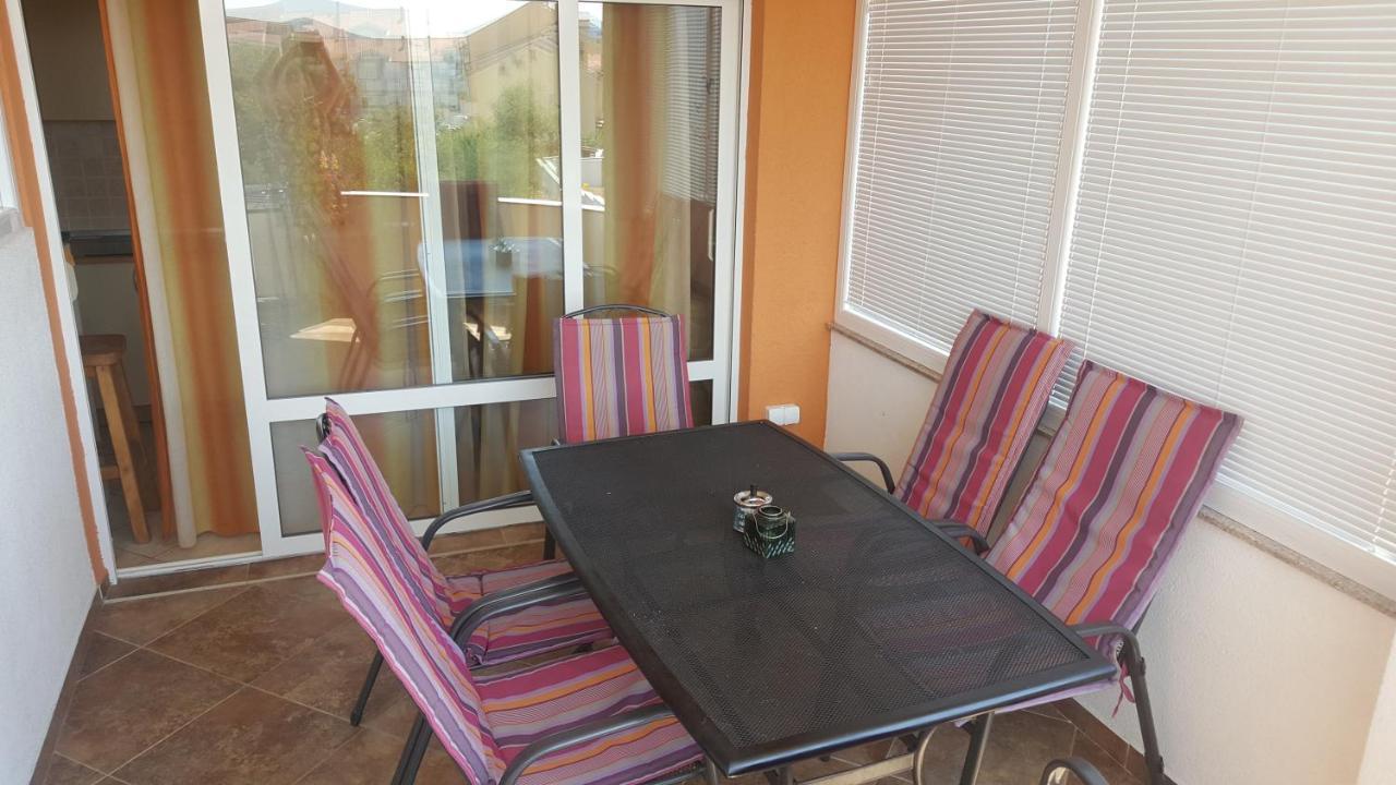 Apartments Jannine Biograd Na Moru Luaran gambar