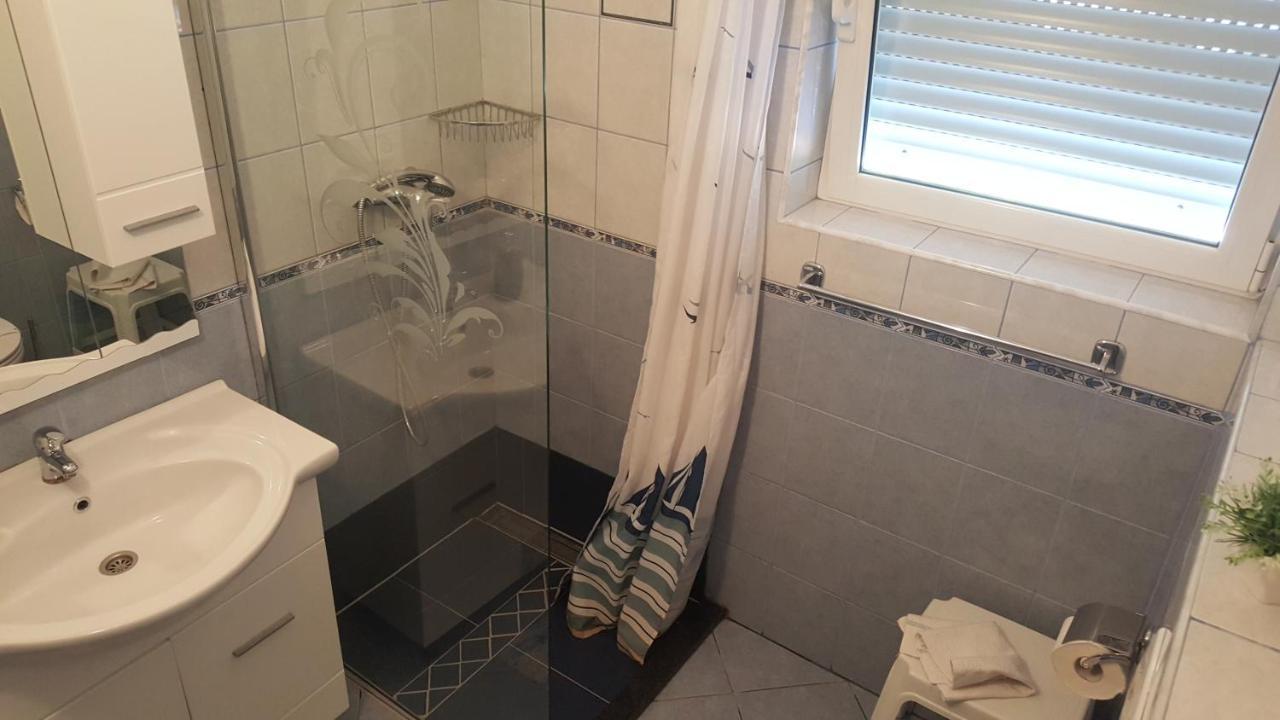 Apartments Jannine Biograd Na Moru Luaran gambar