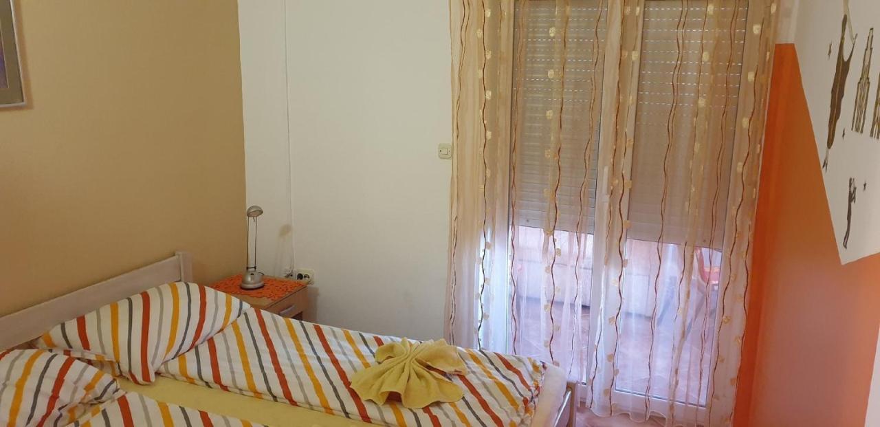 Apartments Jannine Biograd Na Moru Luaran gambar