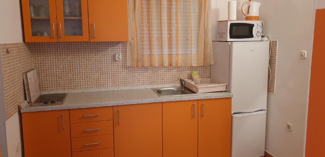 Apartments Jannine Biograd Na Moru Luaran gambar