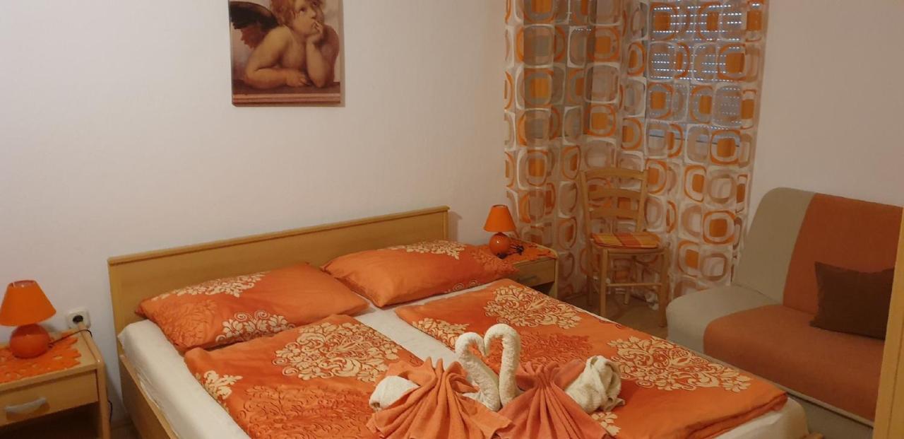 Apartments Jannine Biograd Na Moru Luaran gambar