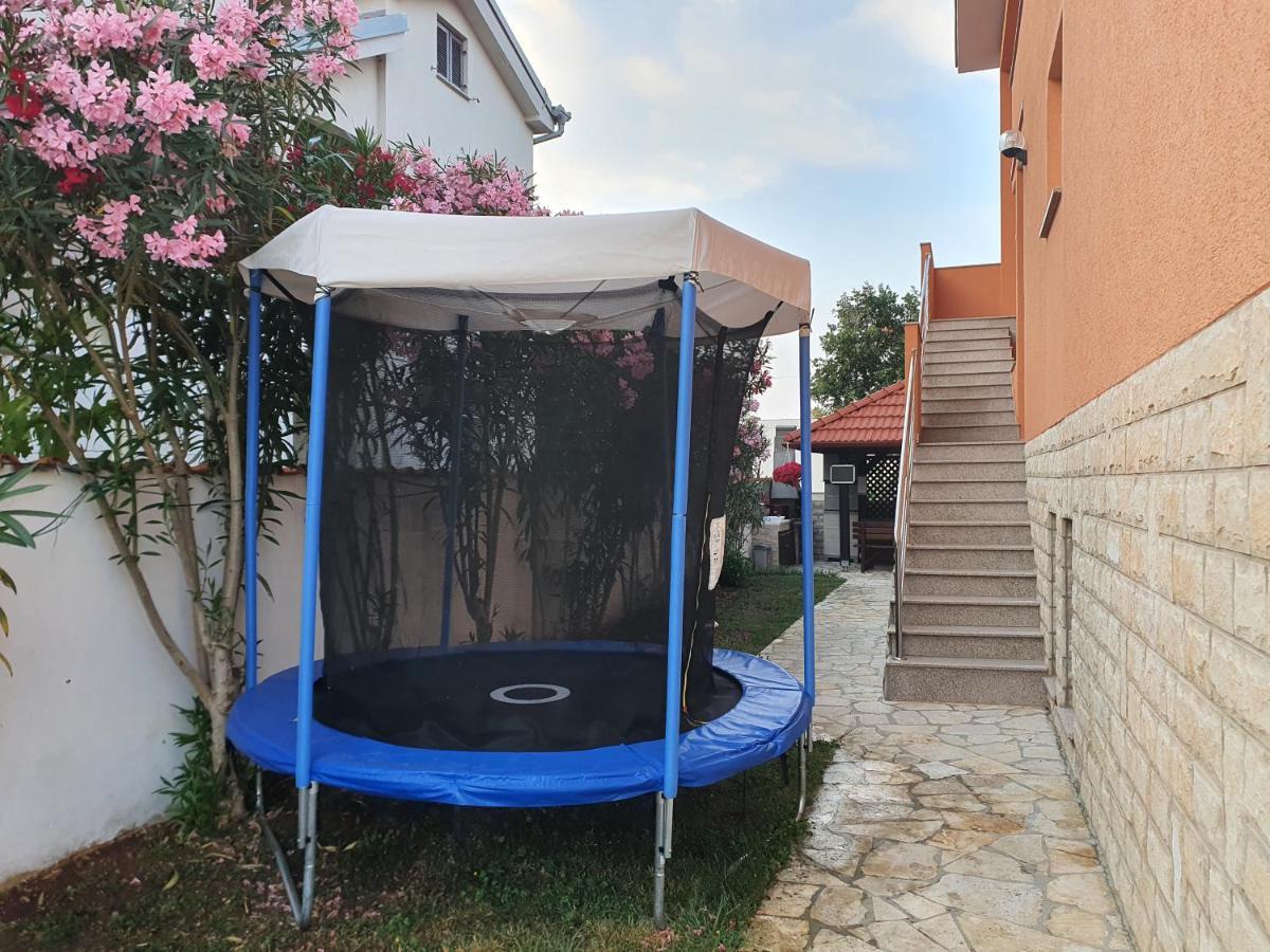 Apartments Jannine Biograd Na Moru Luaran gambar