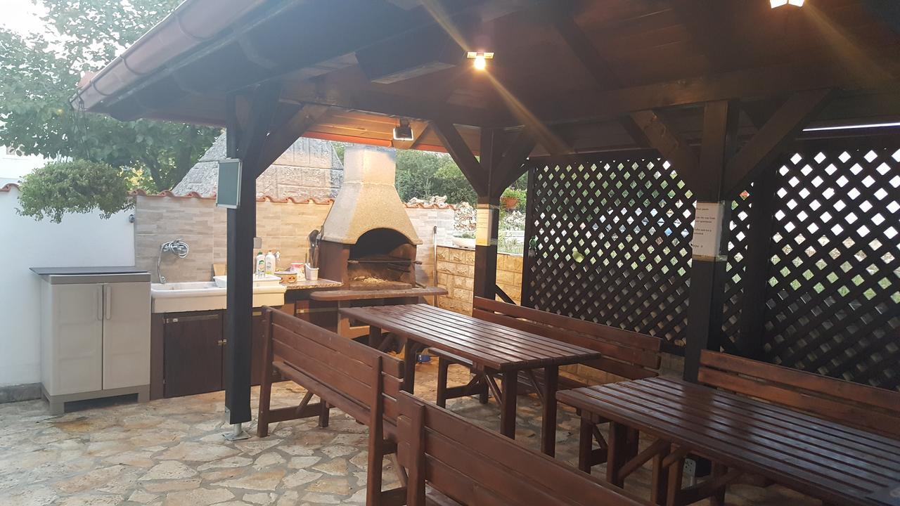 Apartments Jannine Biograd Na Moru Luaran gambar